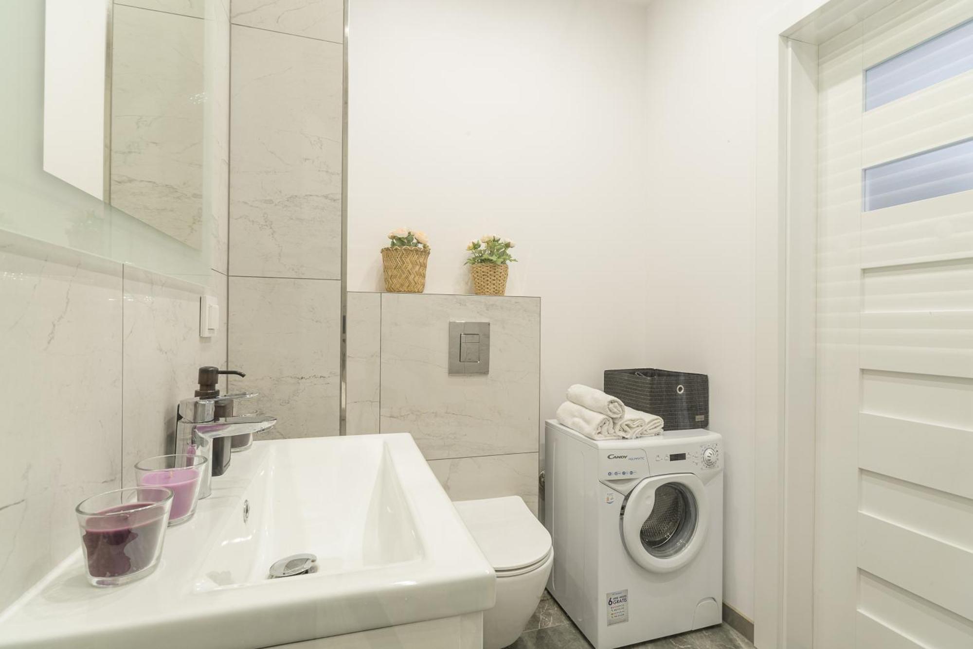 Lumina Apartments With Parking, Balcony Lodz ภายนอก รูปภาพ