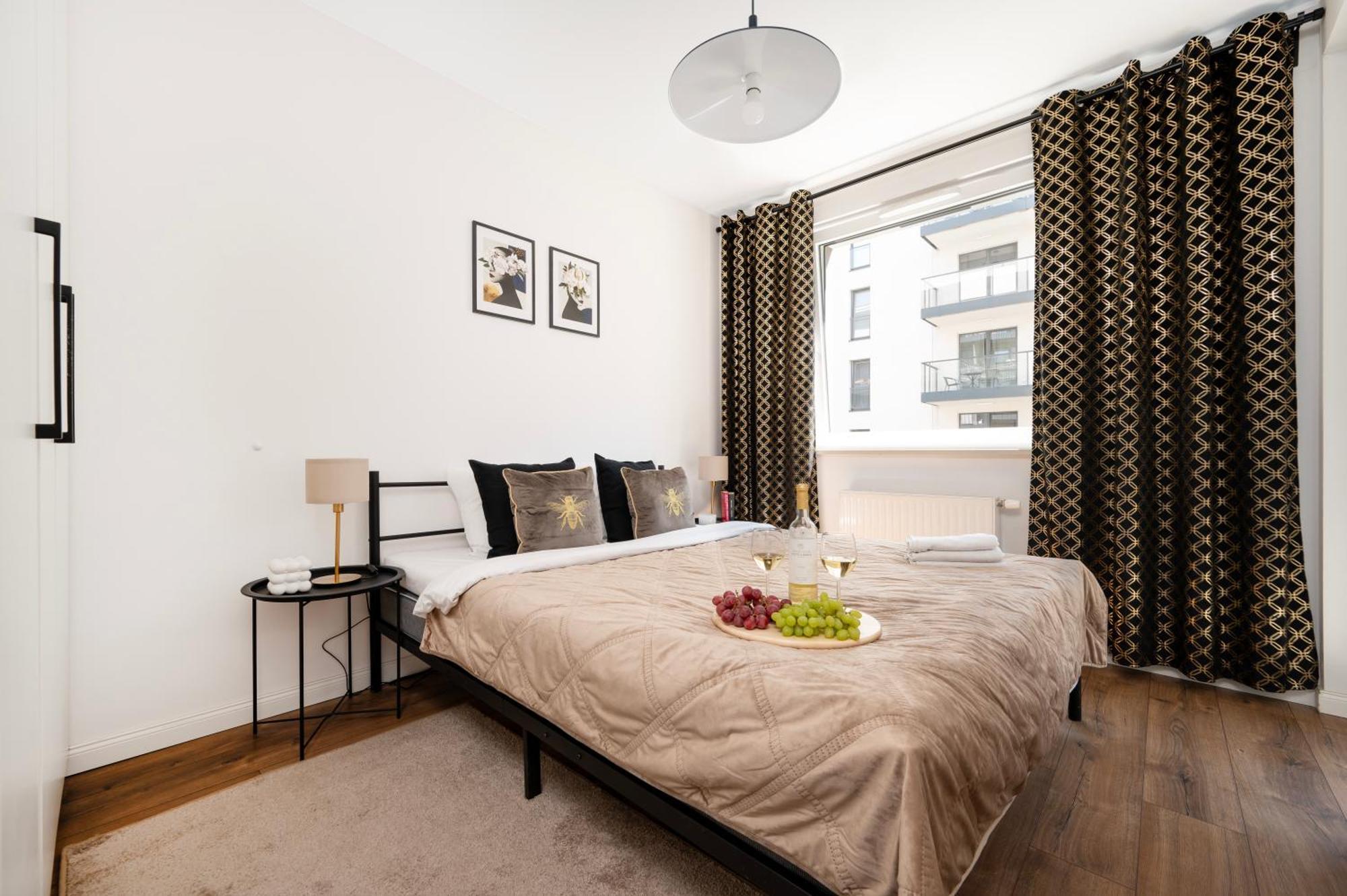 Lumina Apartments With Parking, Balcony Lodz ภายนอก รูปภาพ